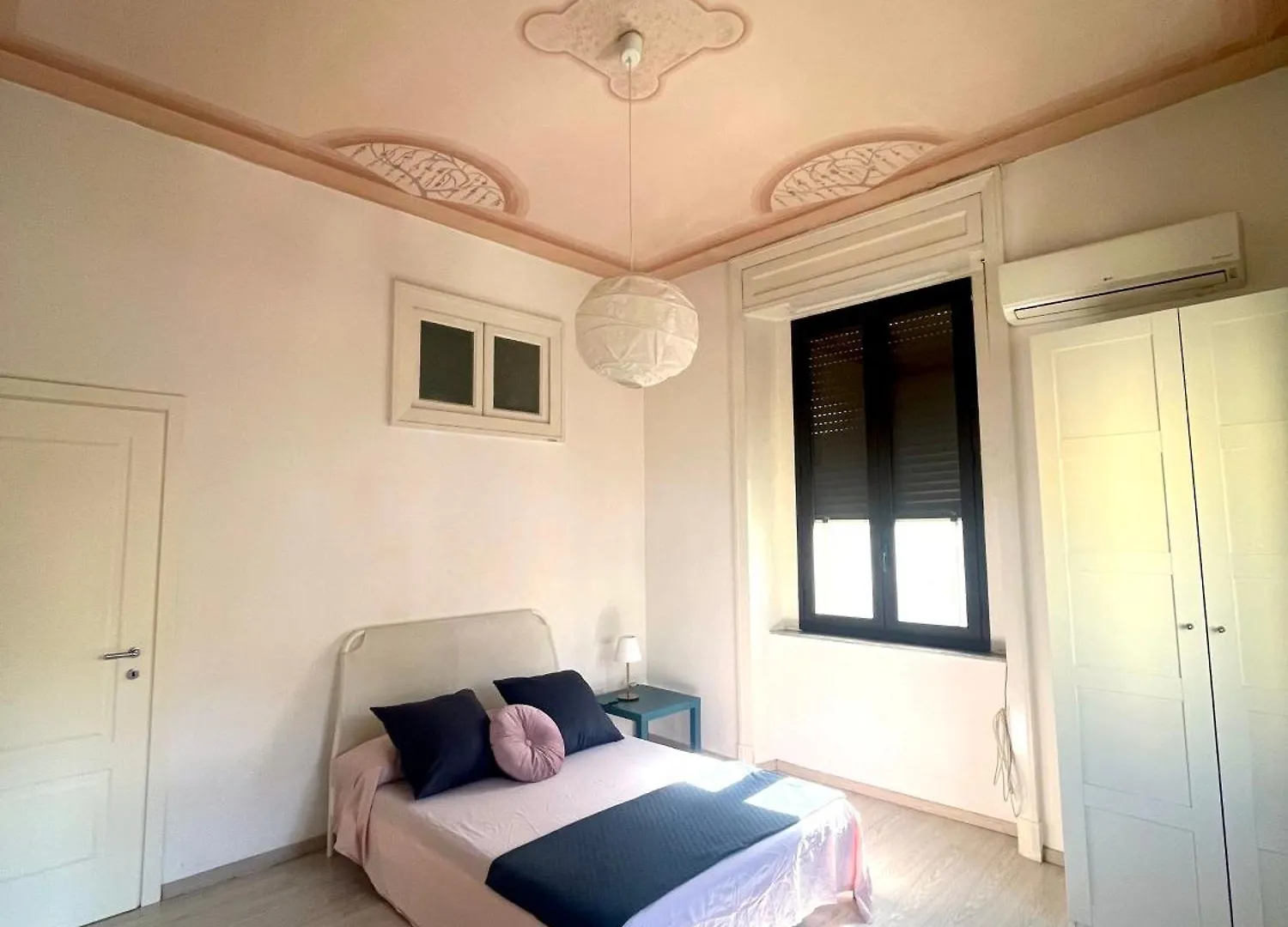 Ostello Deodato Guest House Catania Italia